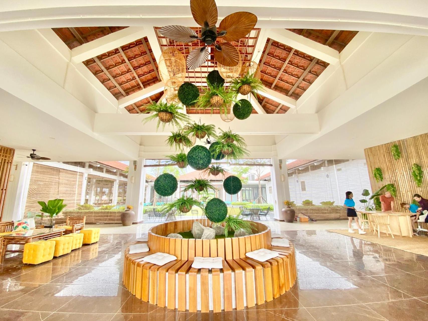 Sbh Gloria Hue Hotel Екстериор снимка